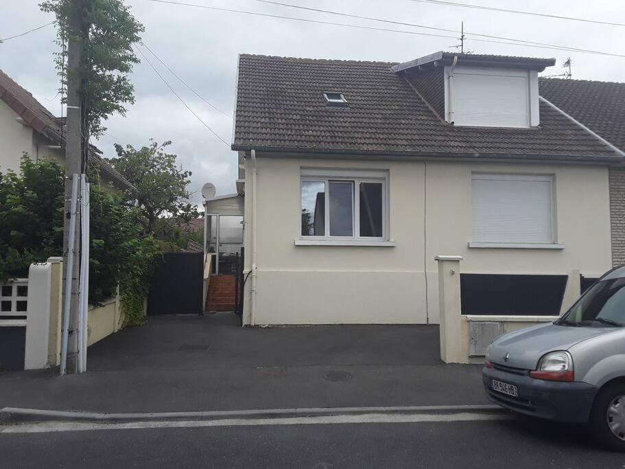 Maisonnette 28 M2 Au Fond Du Jardin Calme&Confort Mondeville  Bagian luar foto